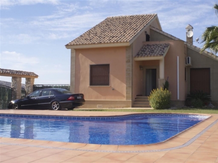 Villa&nbsp;for&nbsp;sale&nbsp;in&nbsp;town&nbsp;177670