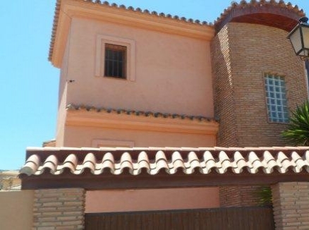 Alhaurin&nbsp;De&nbsp;La&nbsp;Torre&nbsp;property:&nbsp;Villa&nbsp;for&nbsp;sale&nbsp;in&nbsp;Alhaurin&nbsp;De&nbsp;La&nbsp;Torre&nbsp;177749