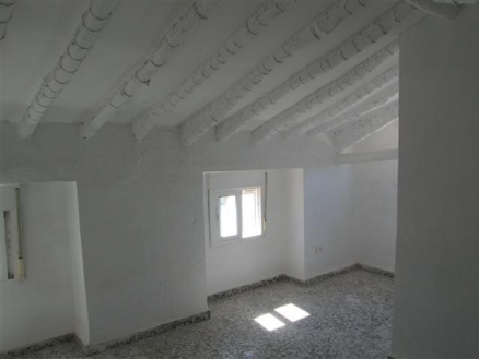 Iznajar&nbsp;property:&nbsp;Villa&nbsp;in&nbsp;Cordoba&nbsp;for&nbsp;sale&nbsp;177965