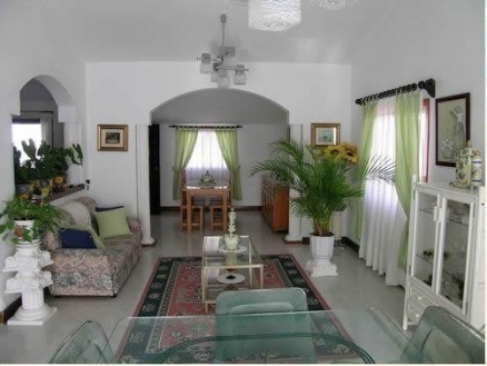 Villa&nbsp;with&nbsp;4&nbsp;bedroom&nbsp;in&nbsp;town,&nbsp;Spain&nbsp;178426