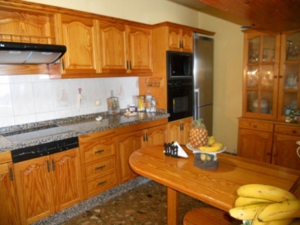 Apartment&nbsp;with&nbsp;3&nbsp;bedroom&nbsp;in&nbsp;town&nbsp;178525