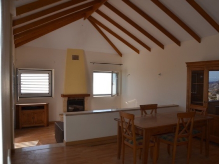 Villa&nbsp;with&nbsp;4&nbsp;bedroom&nbsp;in&nbsp;town&nbsp;178592