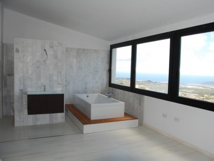 Townhome&nbsp;for&nbsp;sale&nbsp;in&nbsp;town,&nbsp;Spain&nbsp;178636