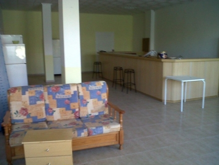 Commercial&nbsp;for&nbsp;sale&nbsp;in&nbsp;town&nbsp;178638