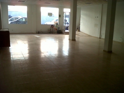 Commercial&nbsp;for&nbsp;sale&nbsp;in&nbsp;town,&nbsp;Spain&nbsp;178640