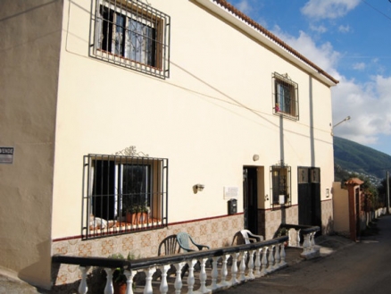 Alcaucin&nbsp;property:&nbsp;Townhome&nbsp;for&nbsp;sale&nbsp;in&nbsp;Alcaucin&nbsp;179048