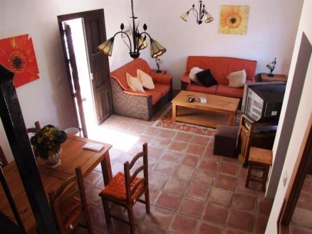 Villa&nbsp;for&nbsp;sale&nbsp;in&nbsp;town,&nbsp;Spain&nbsp;180924