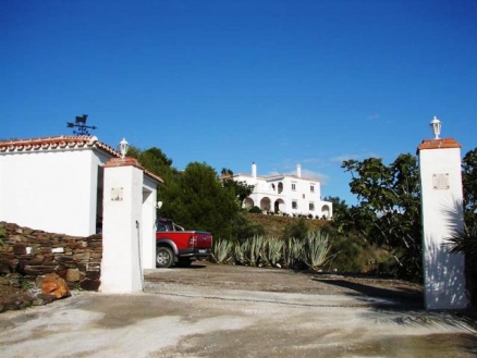 Villa&nbsp;for&nbsp;sale&nbsp;in&nbsp;town,&nbsp;Spain&nbsp;180930