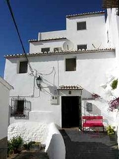 Canillas De Aceituno property: Townhome for sale in Canillas De Aceituno 181408