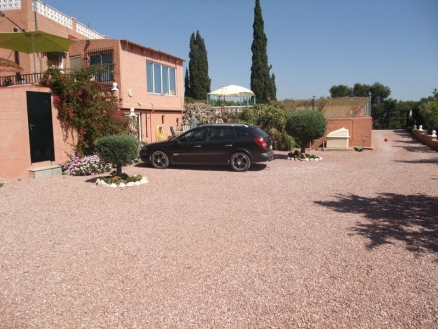 Villa with 3 bedroom in town 181744