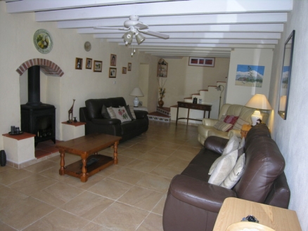 Finca with 3 bedroom in town, Spain 183461