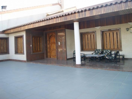 Villa for sale in town 184962