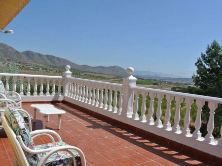 Villa with 5 bedroom in town 185013