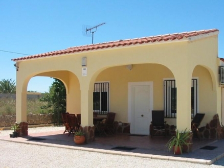 Villa for sale in town, Spain 185032