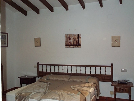 House for sale in town, Spain 185074