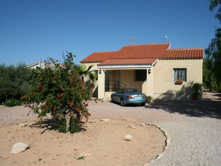 Villa for sale in town 185089