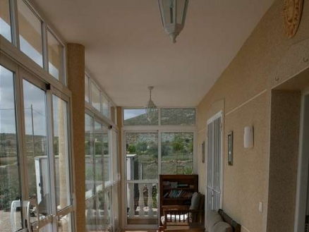 Villa with 3 bedroom in town, Spain 185100