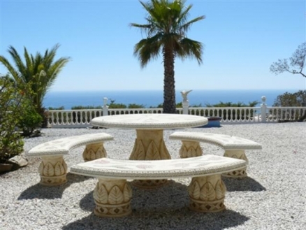 Villa&nbsp;for&nbsp;sale&nbsp;in&nbsp;town&nbsp;185642