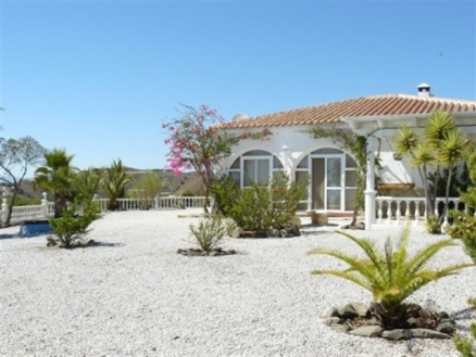 Villa&nbsp;with&nbsp;3&nbsp;bedroom&nbsp;in&nbsp;town,&nbsp;Spain&nbsp;185642