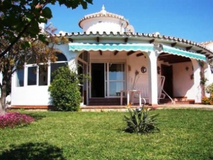 Villa for sale in town 185646