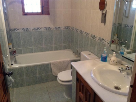 Villa for sale in town,  185657