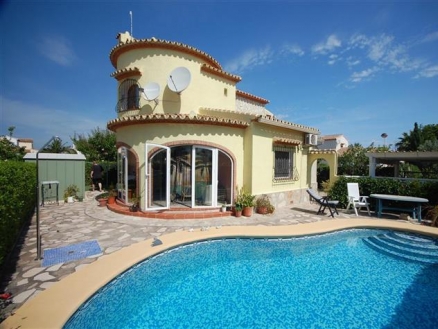 Villa for sale in town 185671