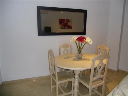 Estepona property: Apartment with 2 bedroom in Estepona 185863