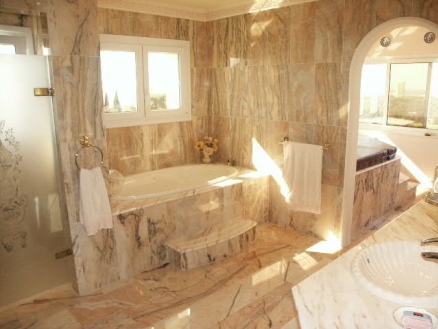 Hacienda&nbsp;Las&nbsp;Chapas&nbsp;property:&nbsp;Malaga&nbsp;property&nbsp;|&nbsp;5&nbsp;bedroom&nbsp;Villa&nbsp;185871