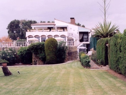Estepona property: Villa for sale in Estepona 185879