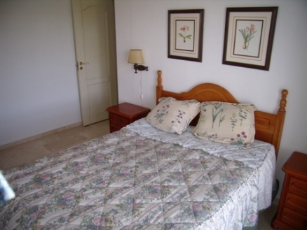 Estepona property: Apartment for sale in Estepona, Malaga 185895