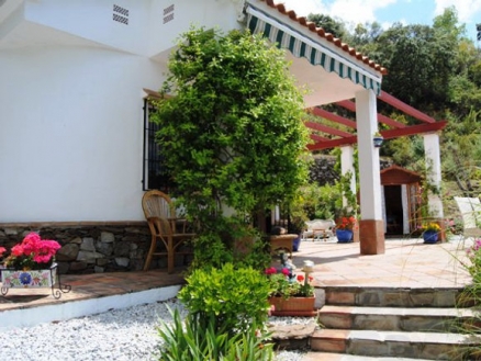 Sayalonga&nbsp;property:&nbsp;Villa&nbsp;for&nbsp;sale&nbsp;in&nbsp;Sayalonga,&nbsp;Spain&nbsp;185949