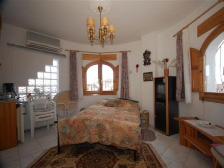 Alicante property | 3 bedroom Villa 185986