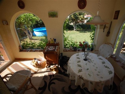 Villa for sale in town, Spain 186001