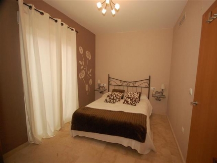 Villa for sale in town, Alicante 186006