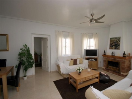 Villa with 3 bedroom in town 186049