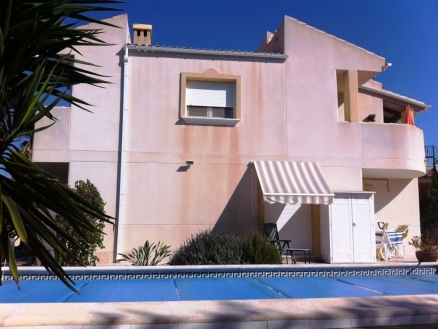Villa&nbsp;with&nbsp;3&nbsp;bedroom&nbsp;in&nbsp;town&nbsp;186059