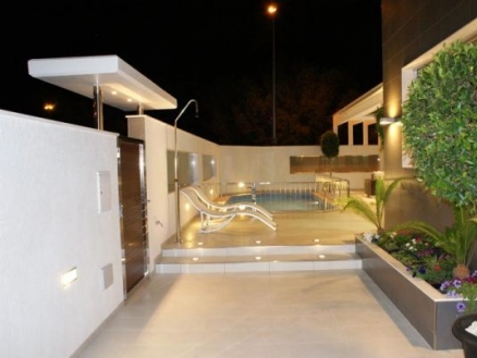 Villa&nbsp;with&nbsp;3&nbsp;bedroom&nbsp;in&nbsp;town&nbsp;186063