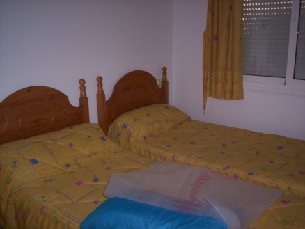  2 bedroom Apartment 186074