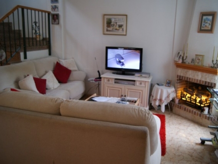 Villa&nbsp;with&nbsp;3&nbsp;bedroom&nbsp;in&nbsp;town&nbsp;186079