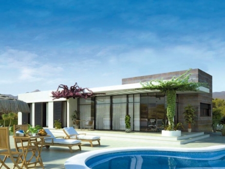 Villa&nbsp;for&nbsp;sale&nbsp;in&nbsp;town,&nbsp;Spain&nbsp;186096