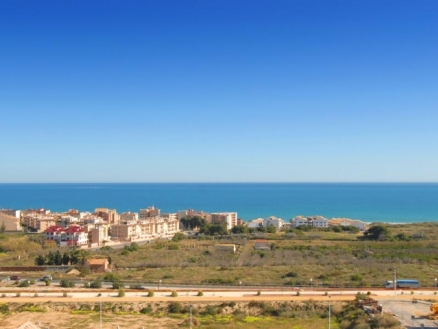 Villa&nbsp;with&nbsp;4&nbsp;bedroom&nbsp;in&nbsp;town,&nbsp;Spain&nbsp;186099