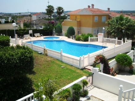 Townhome&nbsp;for&nbsp;sale&nbsp;in&nbsp;town,&nbsp;Spain&nbsp;186108