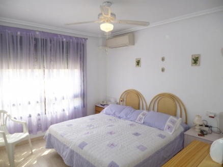  2 bedroom Apartment 186117