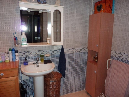  2 bedroom Apartment 186174