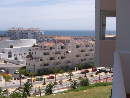 Estepona property: Apartment with 2 bedroom in Estepona 186662