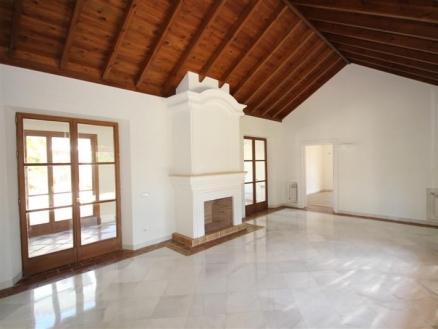 Villa&nbsp;for&nbsp;sale&nbsp;in&nbsp;town,&nbsp;Spain&nbsp;186729