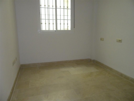 Alhaurin El Grande property: Apartment with 3 bedroom in Alhaurin El Grande, Spain 186757