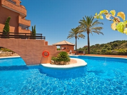 Apartment for sale in town, Spain 187107