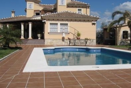 Alhaurin&nbsp;De&nbsp;La&nbsp;Torre&nbsp;property:&nbsp;Villa&nbsp;for&nbsp;sale&nbsp;in&nbsp;Alhaurin&nbsp;De&nbsp;La&nbsp;Torre&nbsp;187144