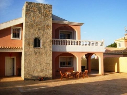 Alhaurin&nbsp;De&nbsp;La&nbsp;Torre&nbsp;property:&nbsp;Alhaurin&nbsp;De&nbsp;La&nbsp;Torre&nbsp;Villa&nbsp;187145